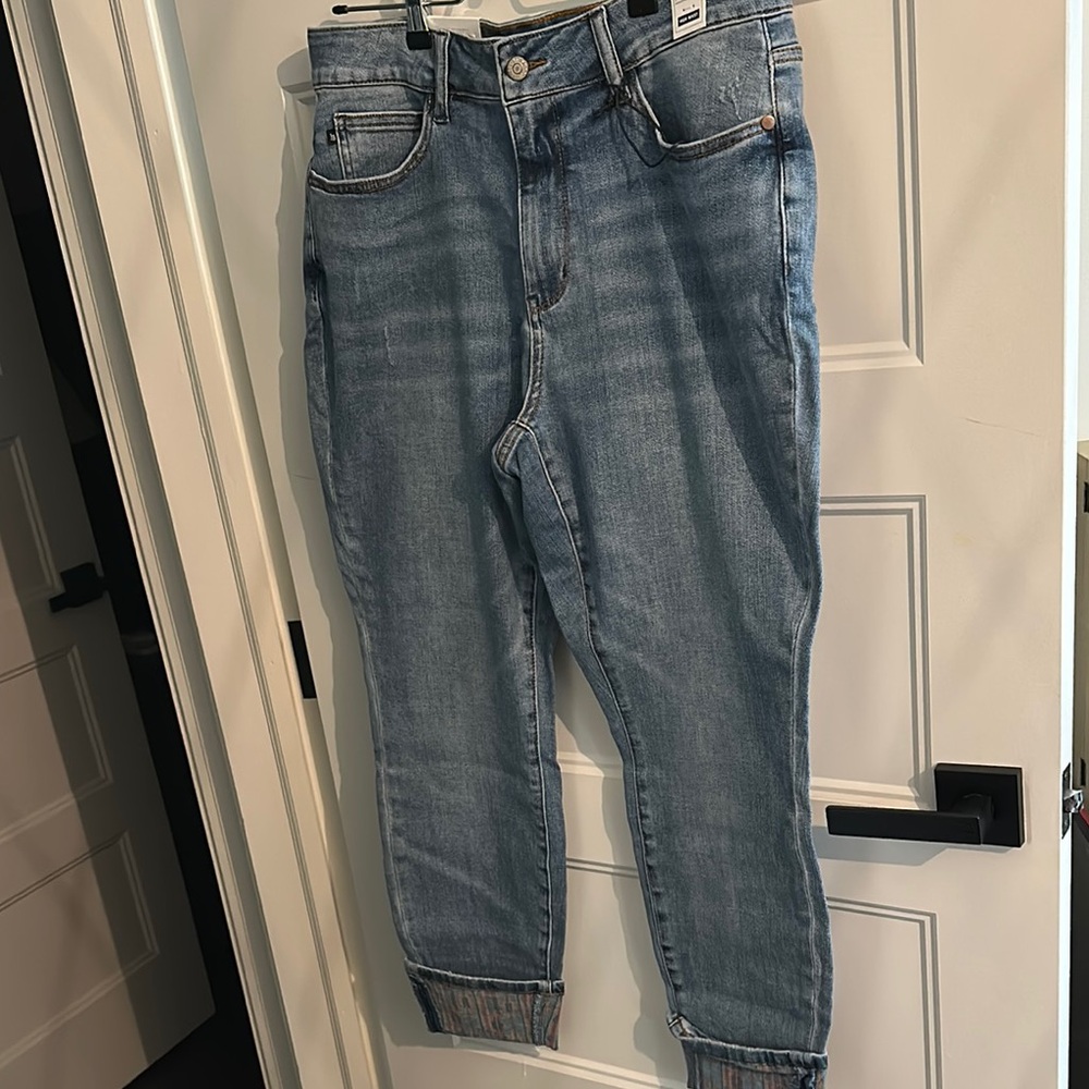 Jusy Blue Women's Jeans Southwestern Cuff - Picture 4 of 8